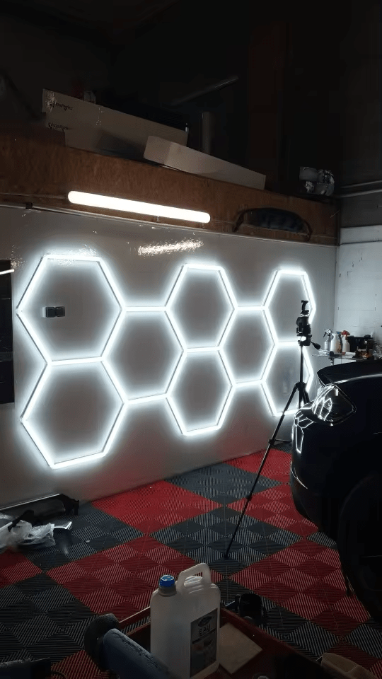 Dimmable Hexagon Lights – 8 Long Grid LED Garage Lighting (12.5' × 5.6' / 3.8 m × 1.7 m) for Garages – HEXLEDLIGHTING – Pic 8