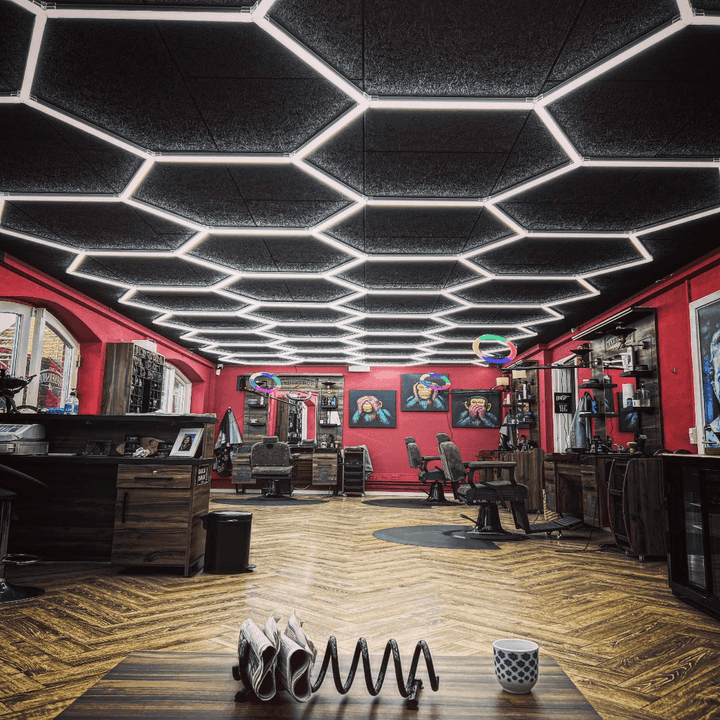 Hexagon Lights – 39 - Grid LED Garage Lighting (17.4' × 16.4' / 5.3 m × 5 m) for Garages or shops – HEXLEDLIGHTING – Pic 5