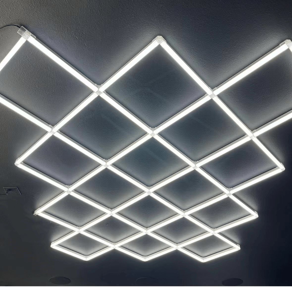 LED Garage Lighting Diamond Grid with Border (19.7’ x 19.7’ / 6m x 6m)