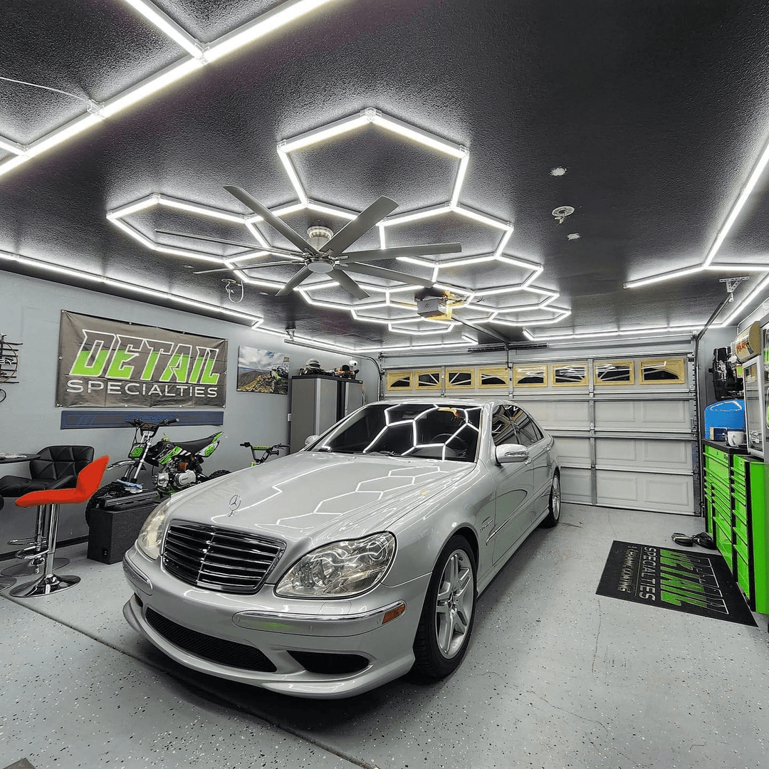 Dimmable Hexagon Lights – 14 Grid LED Garage Lighting (13.1' × 7.9' / 4 m × 2.4 m) for Garages– HEXLEDLIGHTING – Pic 3