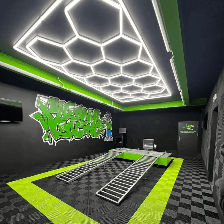 Dimmable Hexagon Lights – 15 Grid Border LED Garage Lighting (15.7' × 7.9' / 4.8 m × 2.4 m) for Garages HEXLEDLIGHTING Pic 15