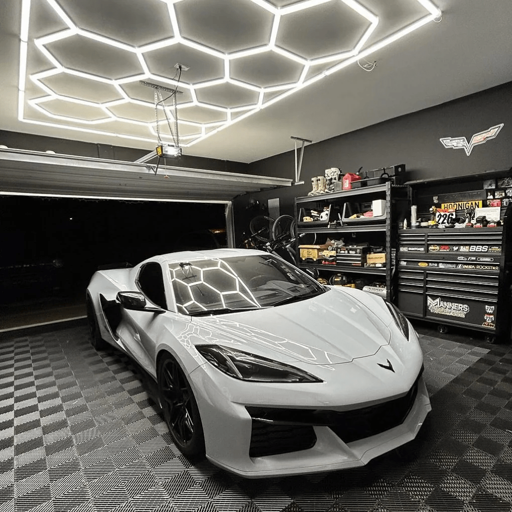 Dimmable Hexagon Lights – 15 Grid Border LED Garage Lighting (15.7' × 7.9' / 4.8 m × 2.4 m) for Garages –HEXLEDLIGHTING Pic 6