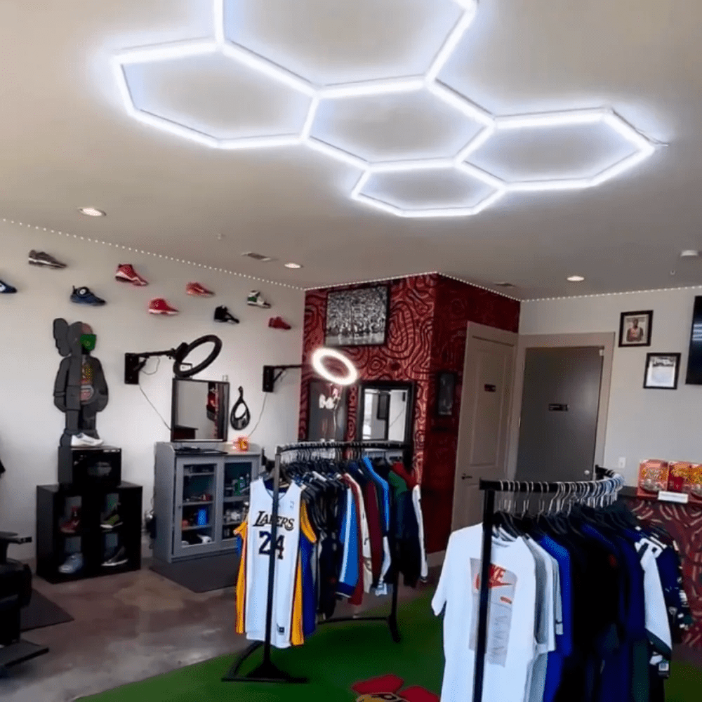 Dimmable Hexagon Lights – 5 Grid LED Garage Lighting (7.9' × 5.3' / 2.4 m × 1.6 m) for Garages – HEXLEDLIGHTING – Pic 9