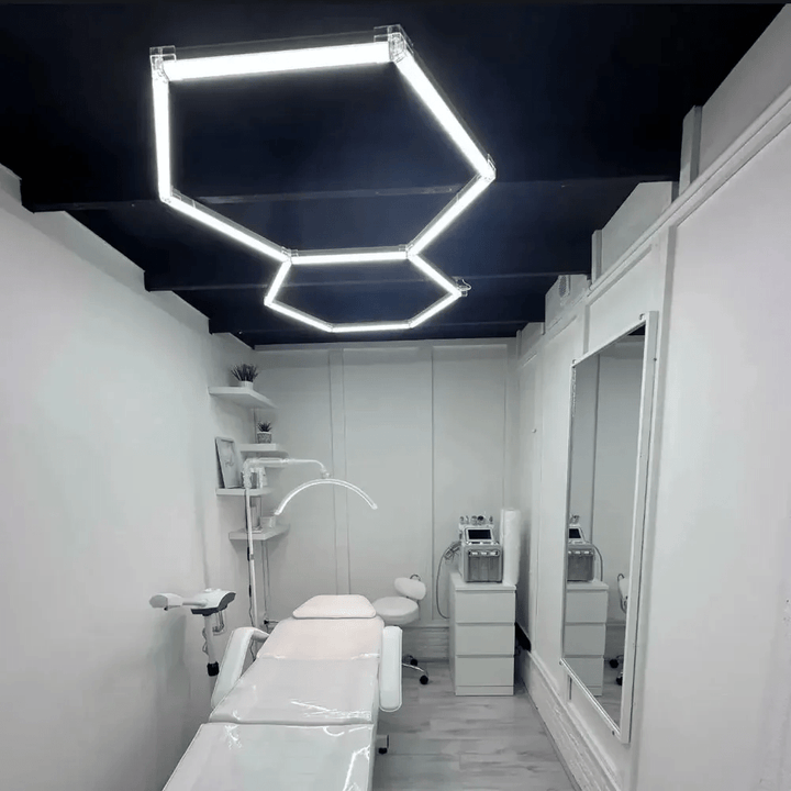 Hexagon Lights – 2 - Grid LED Garage Lighting (5.3' × 3.1' / 1.6 m × 0.95 m) for Garages or shops – HEXLEDLIGHTING – Pic 3
